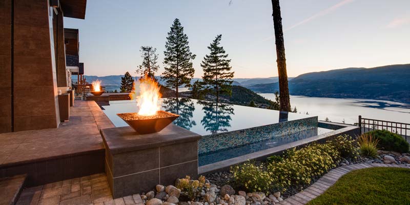 Photo courtesy Valley Pool & Spa Inc. Valley Pool & Spa Inc., Kelowna, B.C., received a gold award in the outdoor concrete pool 42-65 m2 (450-700 sf) with water features category in the Pool & Hot Tub Council of Canada’s (PHTCC’s) 2017 Design & Construction Awards competition.