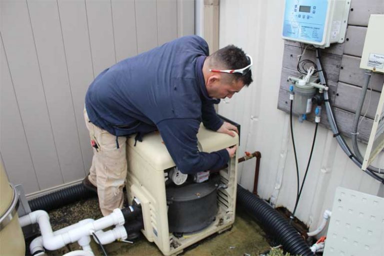 adding a pool heater cost