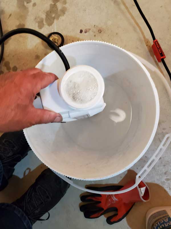 Photo courtesy All Seasons Pools & Spas Although scale does form in some cases when borates are used, it is a much softer scale that is easier to remove. Also, less acid is required to clean the cell plates, and plate damage is minimized, too.