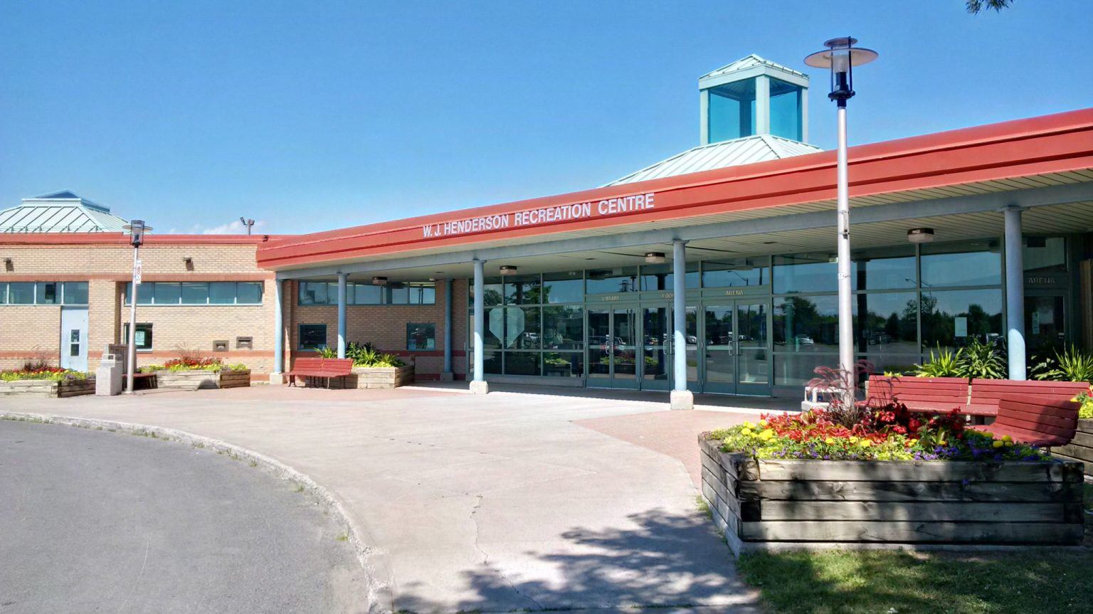Problems with Loyalist Township rec centre rise to the surface Pool & Spa Marketing